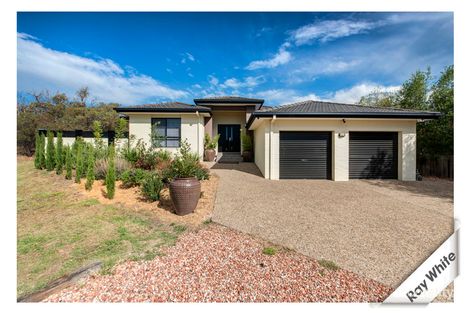 Property photo of 28 Morella Avenue Jerrabomberra NSW 2619