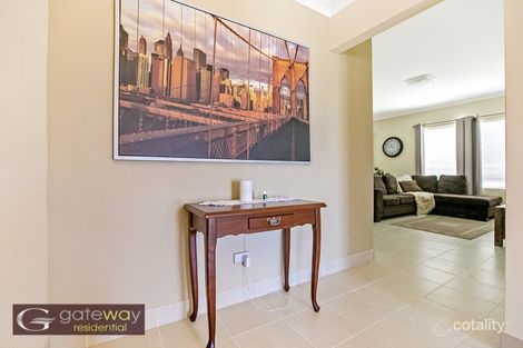 Property photo of 19 Cotswold Parade Aubin Grove WA 6164