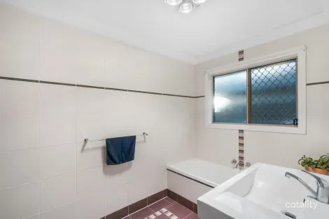 Property photo of 173 Greenacre Drive Arundel QLD 4214