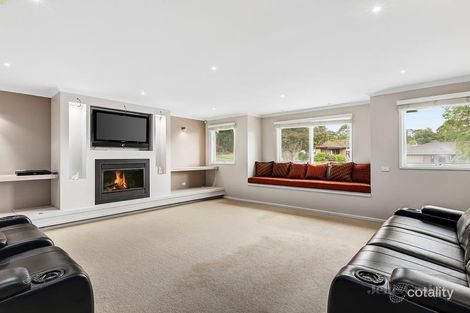 Property photo of 47 Roseland Grove Doncaster VIC 3108