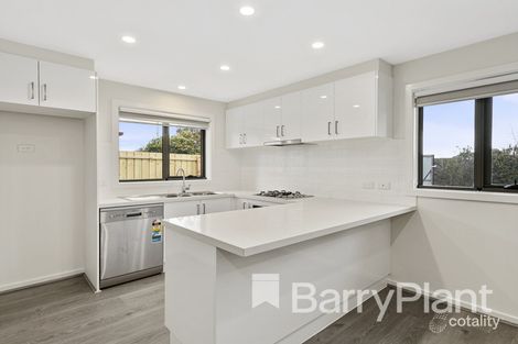 Property photo of 2/19 Rosebrook Street Rosebud VIC 3939
