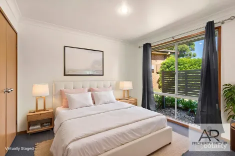 Property photo of 1/41 Yeovil Drive Bomaderry NSW 2541