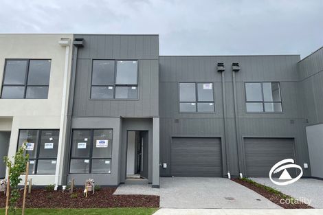 11 Limestone Dr, Berwick, VIC 3806