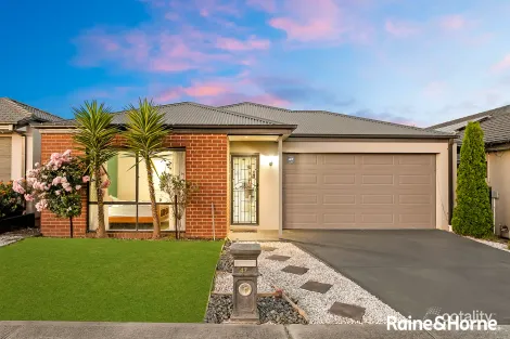 47 Everard Ave, Clyde North, VIC 3978