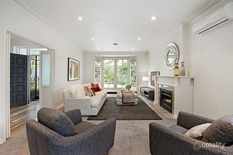 Property photo of 2/4 Wellesley Road Hawthorn VIC 3122