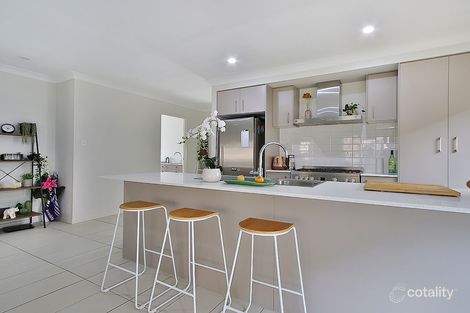 Property photo of 30 Oxenham Circuit Augustine Heights QLD 4300