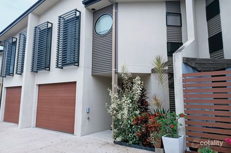 Property photo of 3/52 Shell Street Urangan QLD 4655