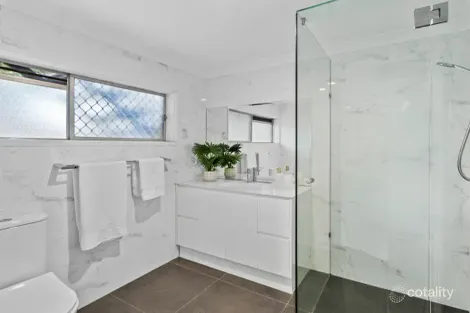 Property photo of 107 Ham Road Mansfield QLD 4122