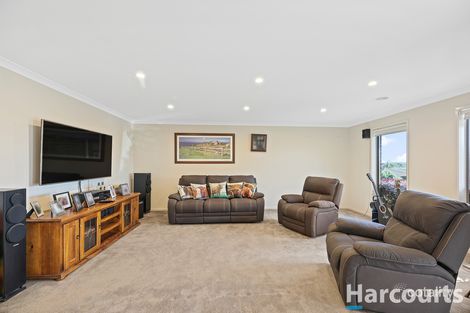 Property photo of 42 Twin Ranges Drive Warragul VIC 3820