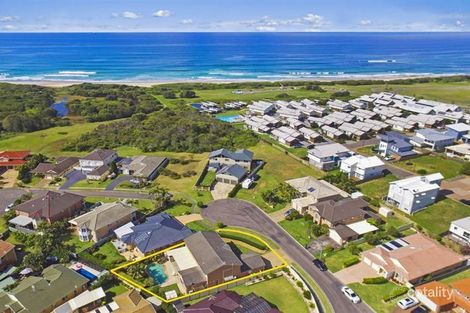 Property photo of 5 Clipper Close Caves Beach NSW 2281