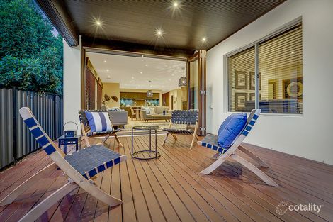 Property photo of 5 Bridgehaven Drive Craigieburn VIC 3064