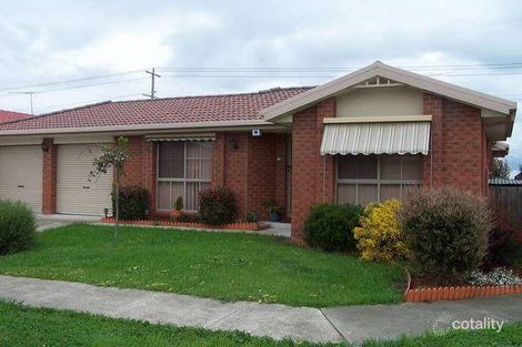 Property photo of 8 Sorrento Place Epping VIC 3076