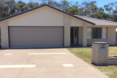 17 Crystal Ct, Urangan, QLD 4655