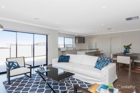 Property photo of 9 Saphire Way Mernda VIC 3754