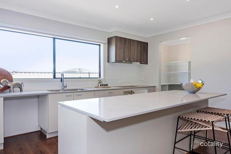 Property photo of 9 Saphire Way Mernda VIC 3754