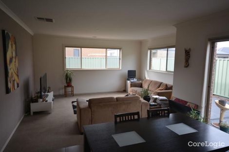 Property photo of 15 Ivy Leaf Road Pakenham VIC 3810