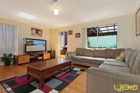Property photo of 27 Rees Road Sunbury VIC 3429