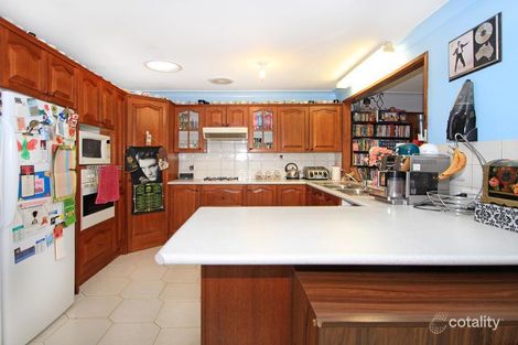 Property photo of 19 Valentine Place Rosemeadow NSW 2560