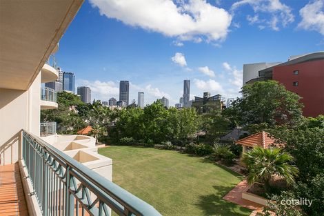 Property photo of 3/1 Goodwin Street Kangaroo Point QLD 4169