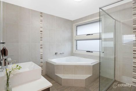 Property photo of 27 Mapleton Avenue North Kellyville NSW 2155