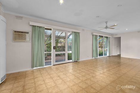 Property photo of 1 Emora Court Frankston VIC 3199