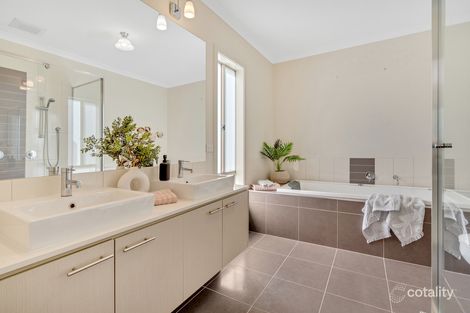 7 Sanctuary Cct, Beveridge, VIC 3753