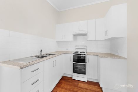 2/1 Bates St, Park Avenue, QLD 4701