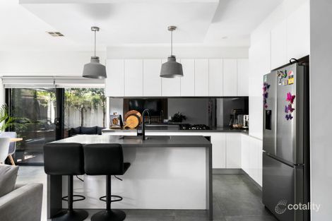 Property photo of 2/18 Merbein Street Pascoe Vale VIC 3044