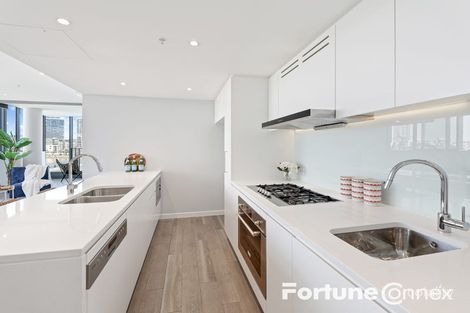 Property photo of 407/3 Foreshore Place Wentworth Point NSW 2127