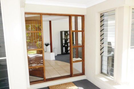 Property photo of 4 Trafalgar Vale Avenue Wellington Point QLD 4160