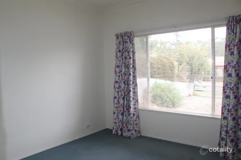 Property photo of 8 Pine Street Nhill VIC 3418