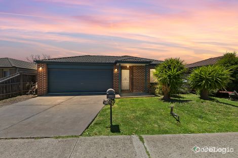 Property photo of 36 Wakenshaw Crescent Pakenham VIC 3810