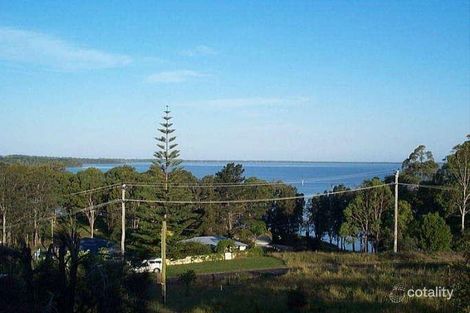 Property photo of 22 Coolangatta Street Coomba Park NSW 2428