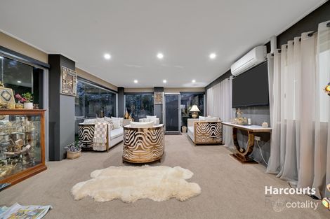 Property photo of 30 Seasons Boulevard Tarneit VIC 3029