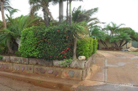 8 Thyssen Cres, Dampier, WA 6713