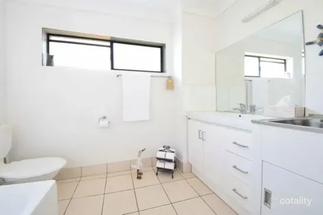 Property photo of 69/20-24 Barbet Place Burleigh Waters QLD 4220