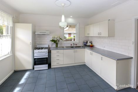 Property photo of 33 McComas Street Reservoir VIC 3073
