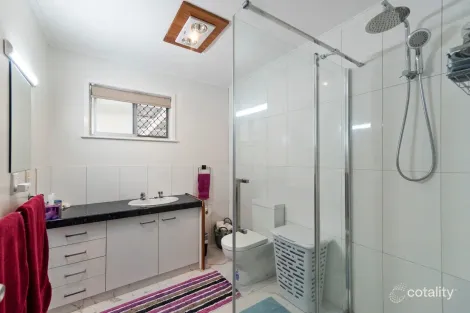 Property photo of 28 River Terrace Millbank QLD 4670