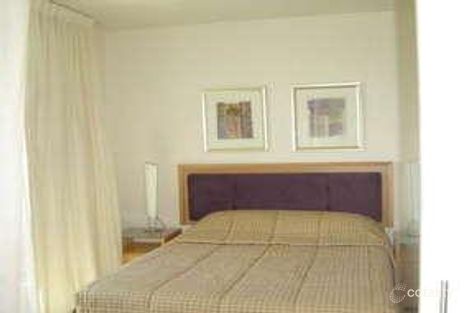 Property photo of 1802/2685-2689 Gold Coast Highway Broadbeach QLD 4218