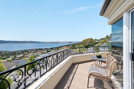 Property photo of 2/13 Nicholas Drive Sandy Bay TAS 7005