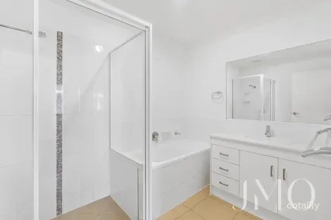 Property photo of 2/21 Benson Street Ormeau QLD 4208