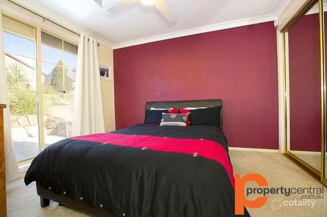 Property photo of 1/30 Bottlebrush Drive Cranebrook NSW 2749