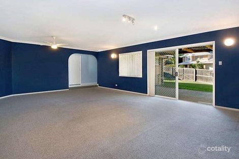 Property photo of 42 Woodrose Crescent Sinnamon Park QLD 4073