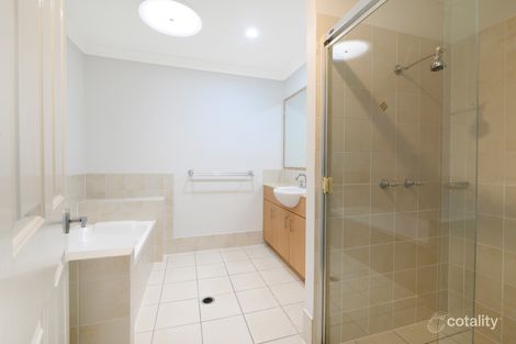 Property photo of 2/16 Mulgrave Crescent Varsity Lakes QLD 4227