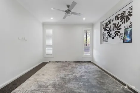 Property photo of 2 John Storey Court Park Ridge QLD 4125