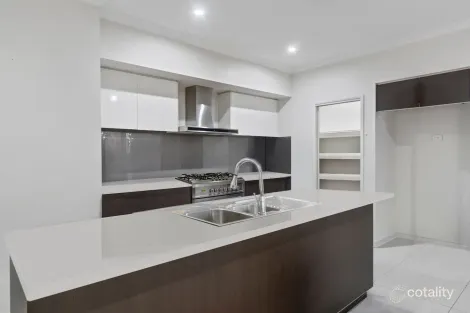 Property photo of 2 John Storey Court Park Ridge QLD 4125