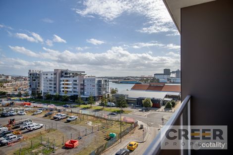514/14 Honeysuckle Dr, Newcastle, NSW 2300