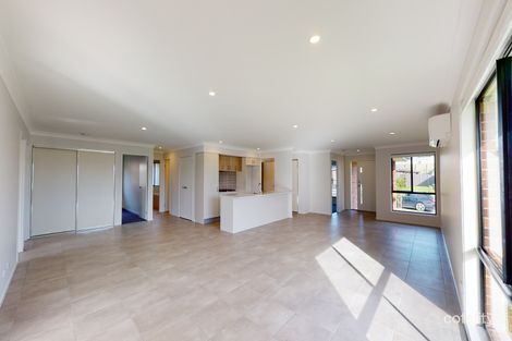 10 Tourmaline Dr, Rutherford, NSW 2320