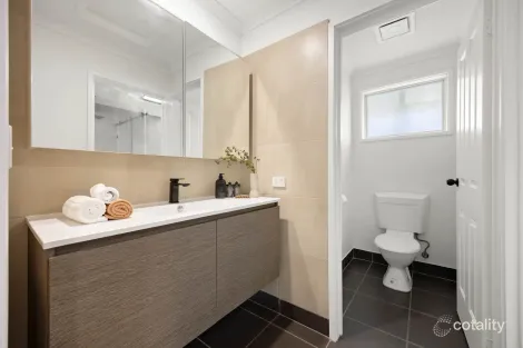 Property photo of 23 Isaacs Close Sunbury VIC 3429