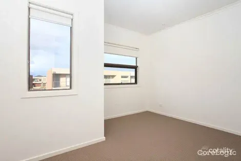 Property photo of 56 Grattan Cove Craigieburn VIC 3064